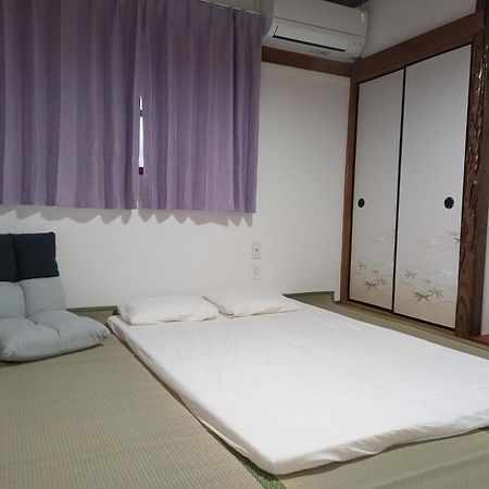 Lucky House Guest House Ōsaka Extérieur photo