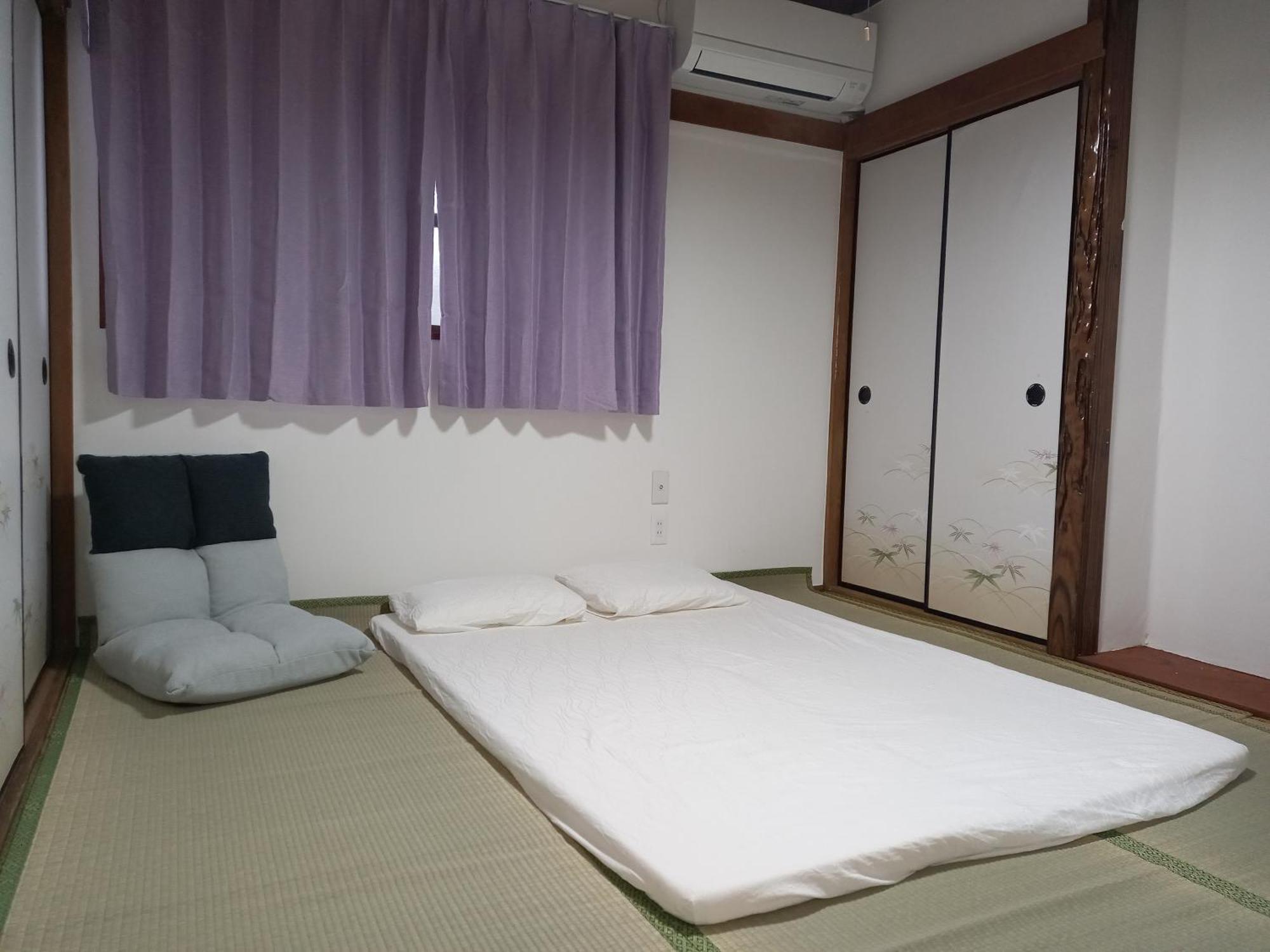 Lucky House Guest House Ōsaka Extérieur photo